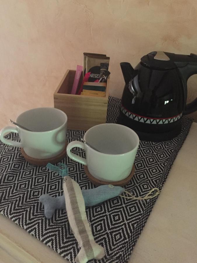 La Petite Sardine Acomodação com café da manhã Lirac Exterior foto
